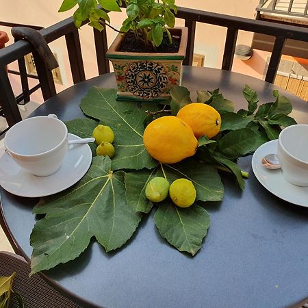 Casa Vacanze Rosy "Nel Verde" Palinuro Εξωτερικό φωτογραφία