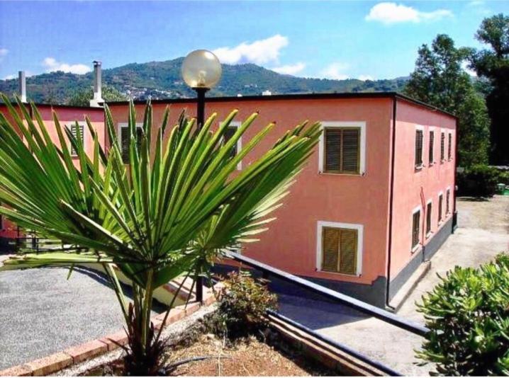 Casa Vacanze Rosy "Nel Verde" Palinuro Εξωτερικό φωτογραφία