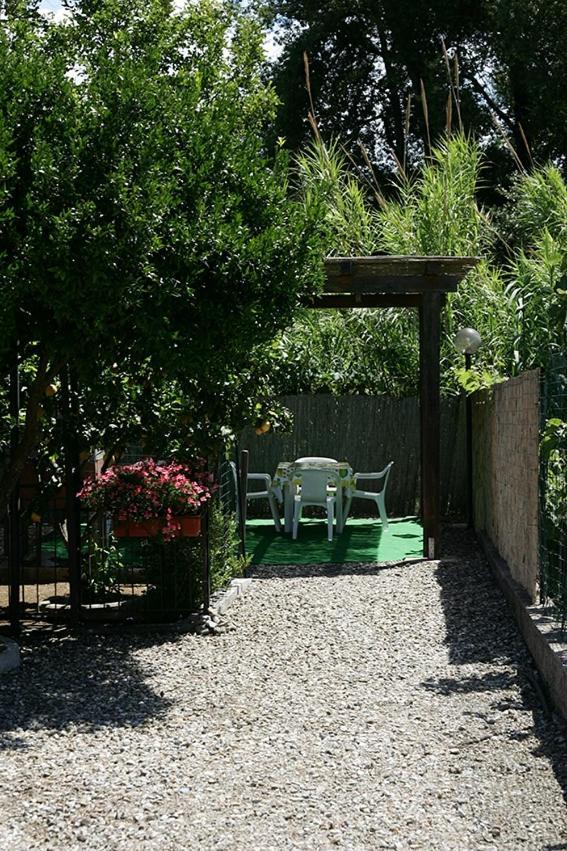 Casa Vacanze Rosy "Nel Verde" Palinuro Εξωτερικό φωτογραφία