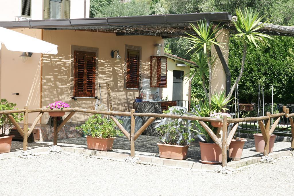 Casa Vacanze Rosy "Nel Verde" Palinuro Δωμάτιο φωτογραφία